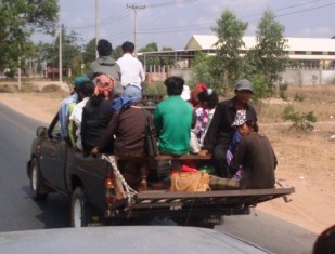 カンボジアのピックアップトラック