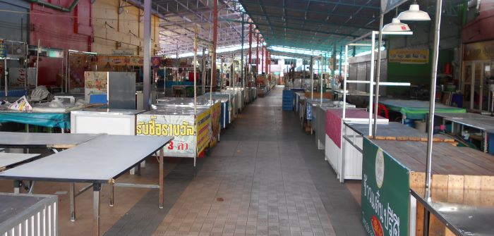 Hua Rotfai Market　午後